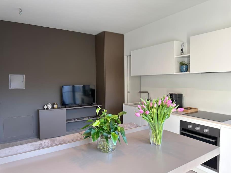 Ferienwohnung Riva 21 Lugano Exterior foto